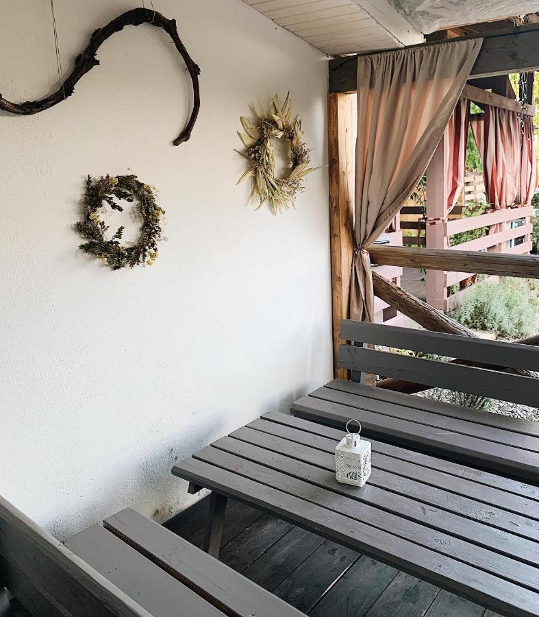 Villa Lukash Yanoshi Ngoại thất bức ảnh